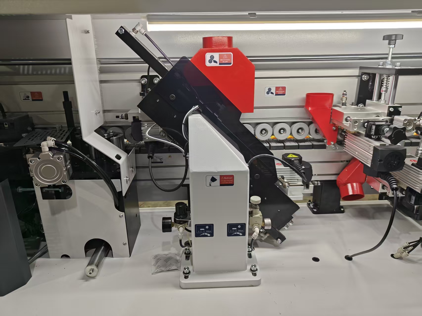end cutting unit